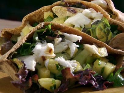 Whole Wheat Pitas Stuffed With Grilled Halibut and Cucumber Pineapple Salsa