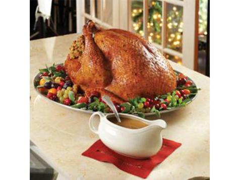 Classic Roasted Turkey with Pan Gravy