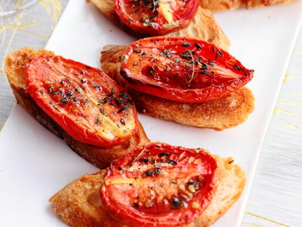 Appetizers of Toast and Tomatoes at Ted Allens Party
