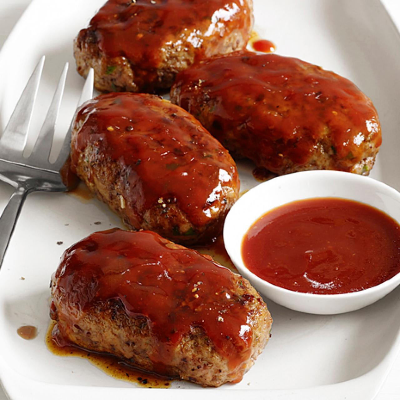 Easy Mini Meatloaf Recipe with Ketchup Glaze