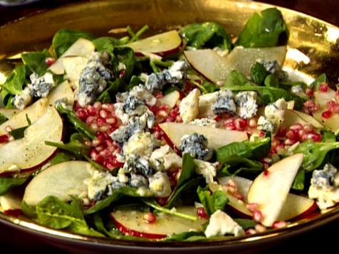 Pear and Pomegranate Salad with Gorgonzola and Champagne Vinaigrette