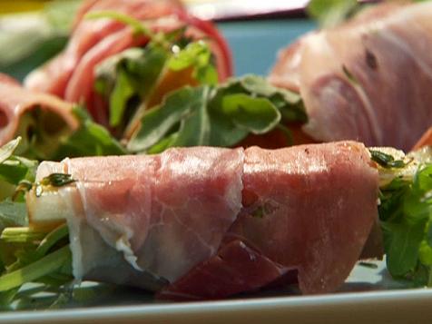 Prosciutto with Pears and Arugula