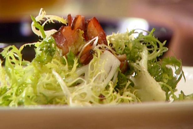 Frisee Salad With Blue Cheese Bacon And Hazelnuts Recipe Anne Burrell Food Network