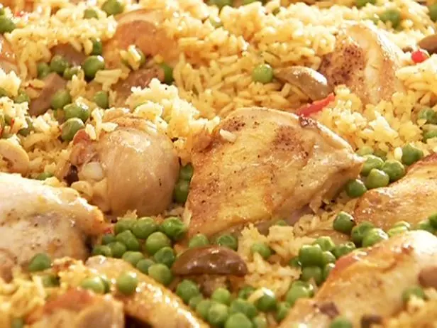 Chicken with Rice (Arroz con Pollo) Recipe | Daisy Martinez | Food Network