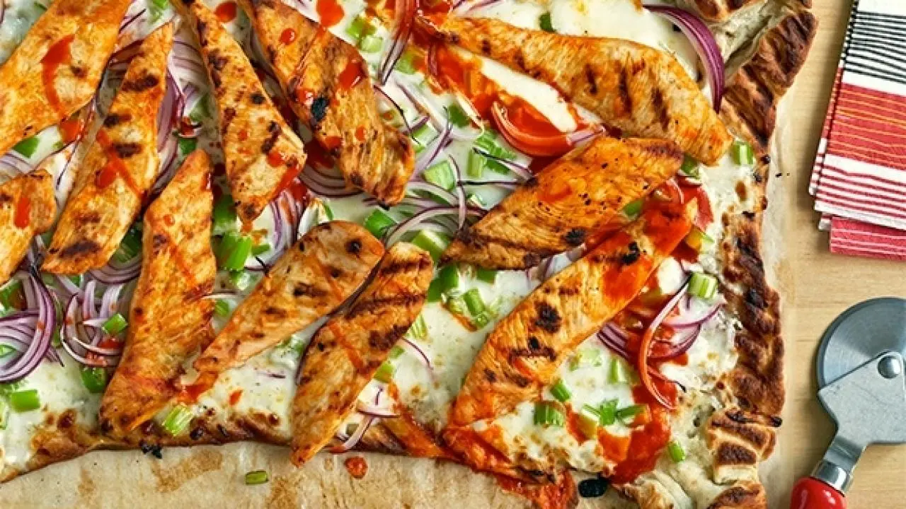 Sandra's Buffalo Chicken Pizza