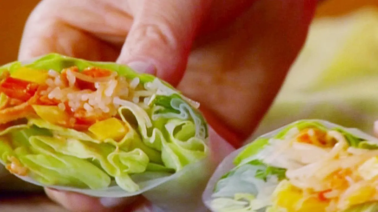 Veggie Rolls With Chili Mayo