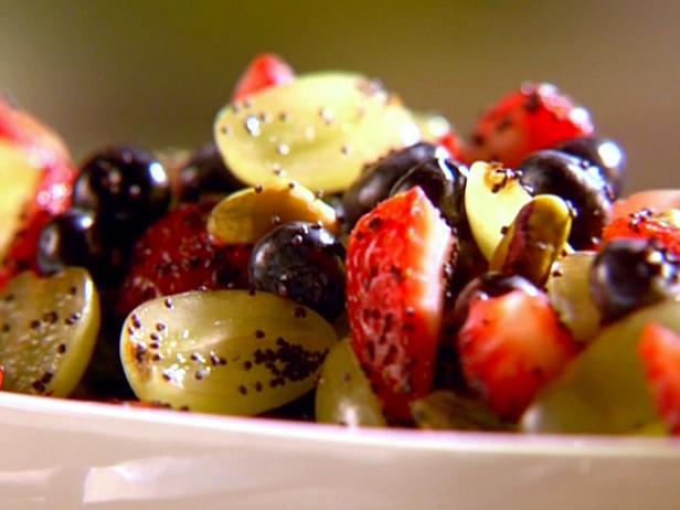 Fruit Salad with Poppy Seeds