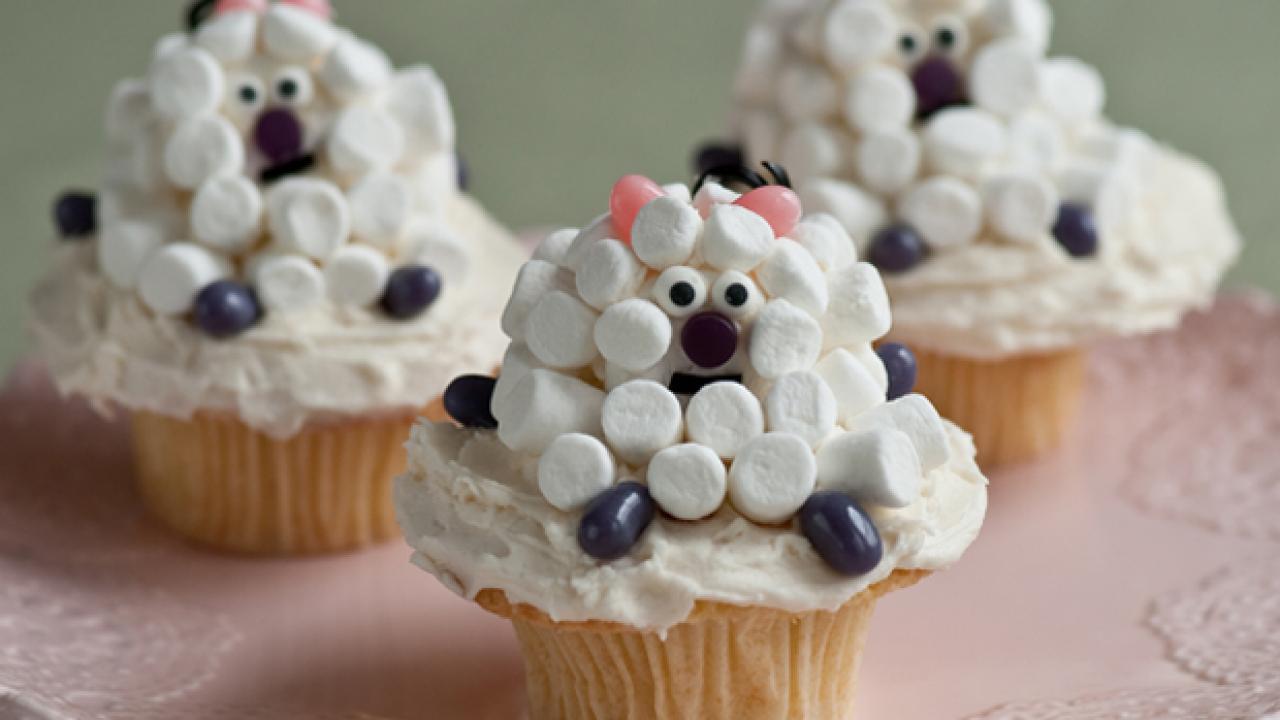 Little Lamb and Chick Cupcakes