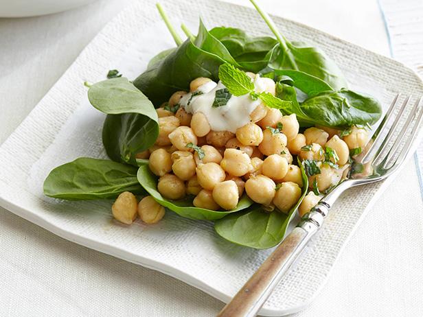 Chickpea and Spinach Salad with Cumin Dressing and Yogurt Sauce image