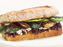 Giada's Grilled Veggie Sandwiches