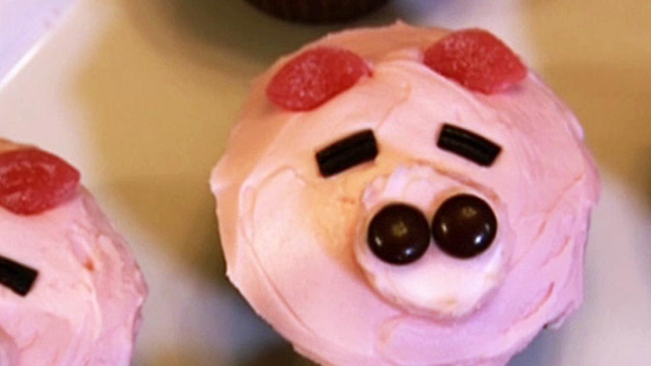 Pink Piggy Red Velvet Cupcakes