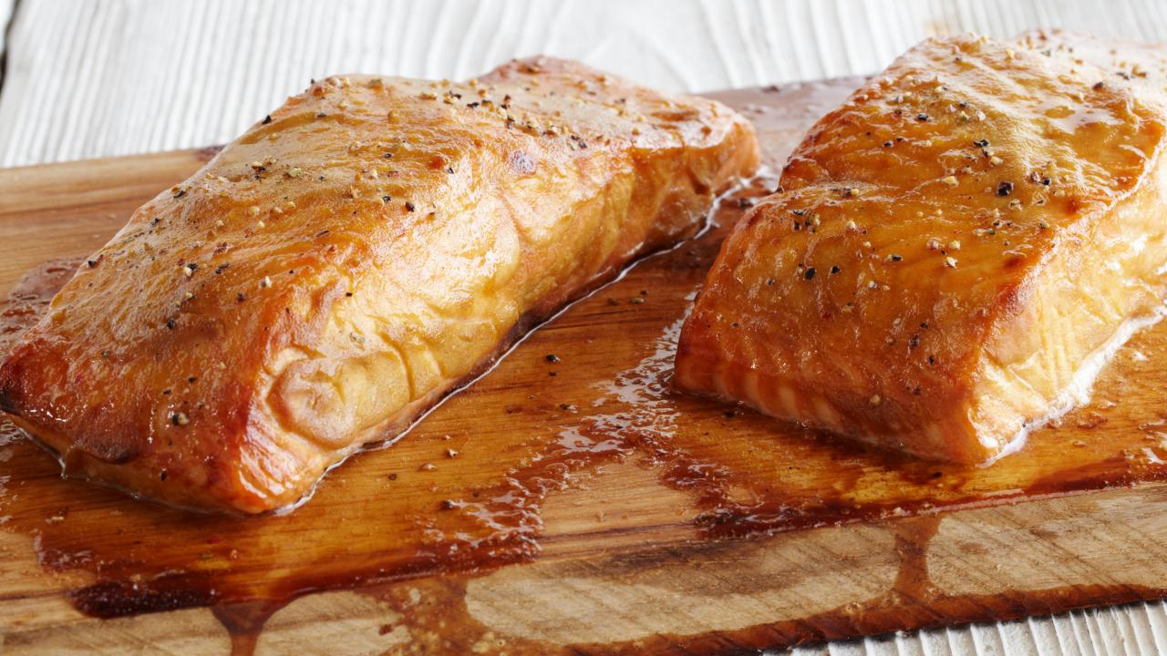 Cedar plank salmon sale grill bobby flay