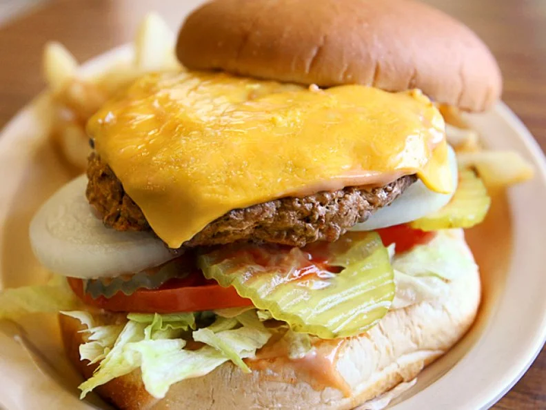 BayFlavor's hunt for the best cheesburger continues at the Creekbank Restaurant in Wagerville, Ala., Sept. 17, 2008. Darlene McIlwain has been slinging hamburgers for nearly 40 years and has come up with a winning recipe for the restaurants cheeseburgers.  The place cane be found along  U.S.43 in Wagerville at Bassette's Creek. 
 (Press-Register, Mary Hattler)  