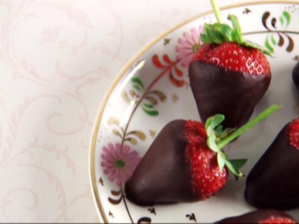 Chili Chocolate-Covered Strawberries