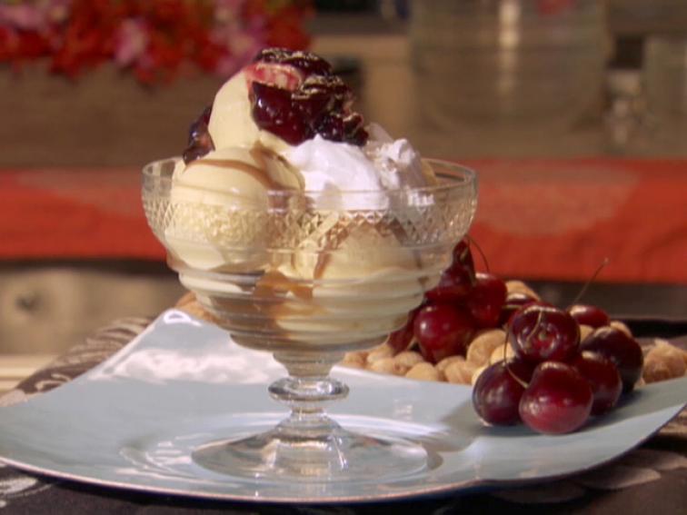 Butterscotch, Marshmallow Fluff and Macadamia Nut or Spanish Peanut