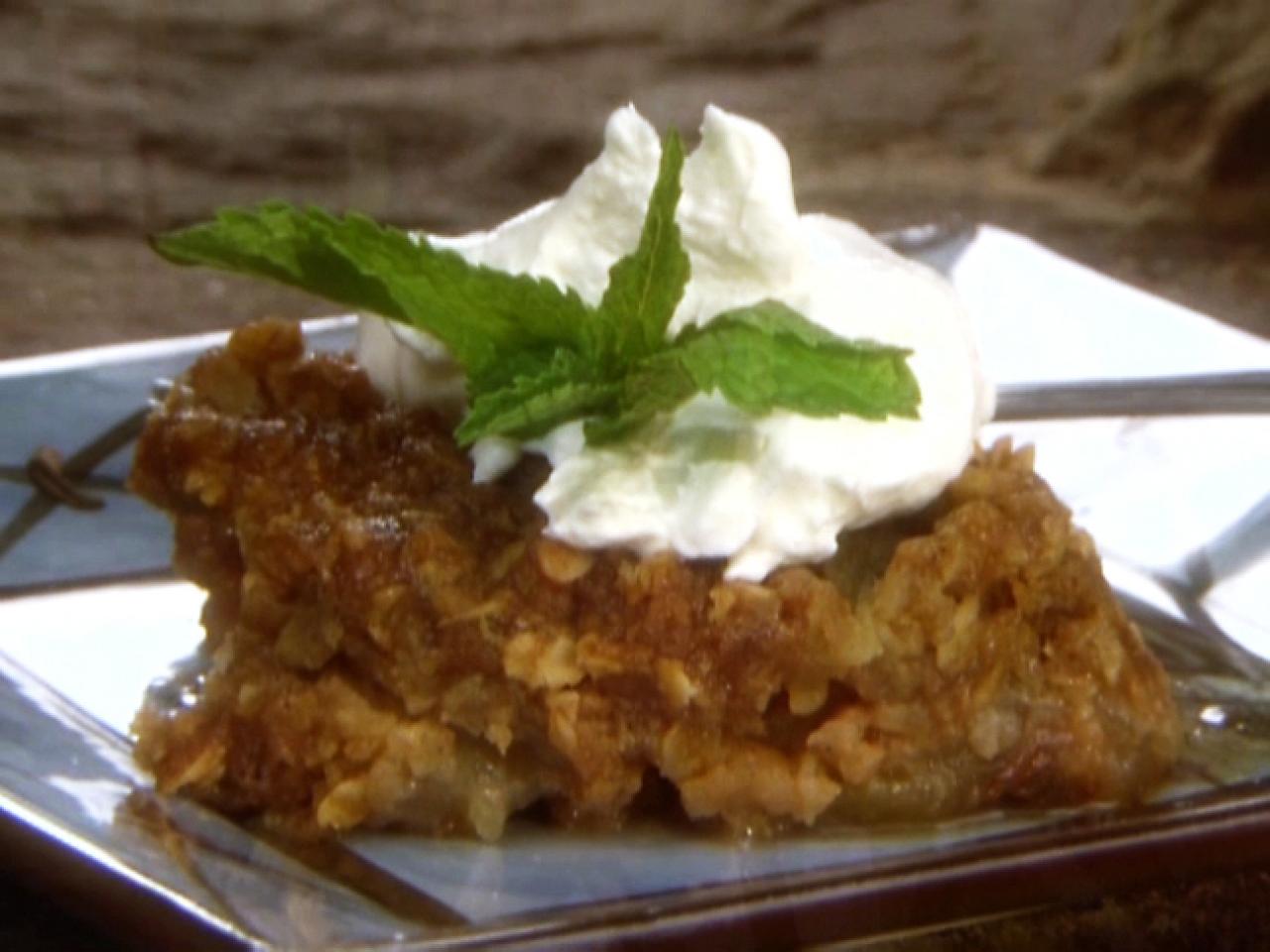 Dutch Oven Apple Crisp - You have to try this one! - Girl Camper