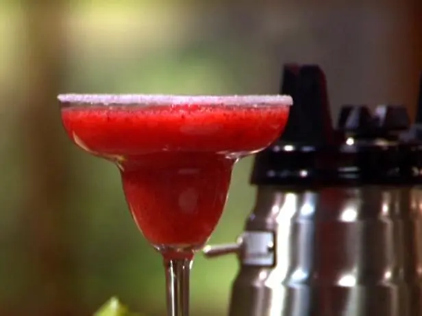 Strawberry Daiquiri Recipe | Robin Miller | Food Network