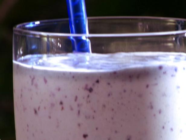 Blueberry-Rum Milkshake Recipe | Bobby Flay | Food Network