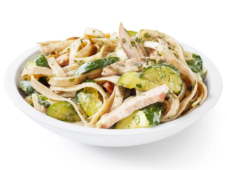 Ask Ellies Chicken Alfredo in a white bowl