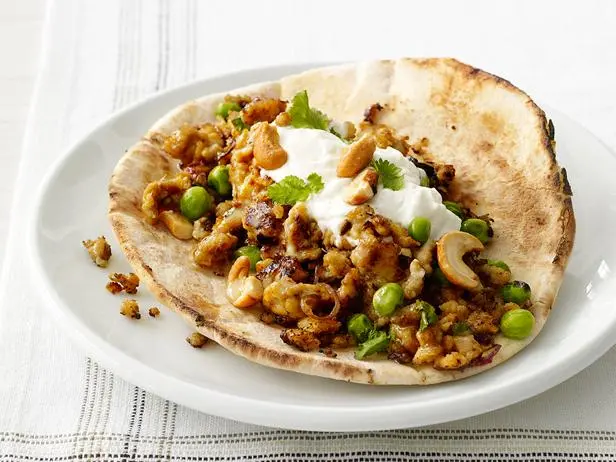 Tangy Ground Chicken Pita Sandwiches Recipe - Food Network