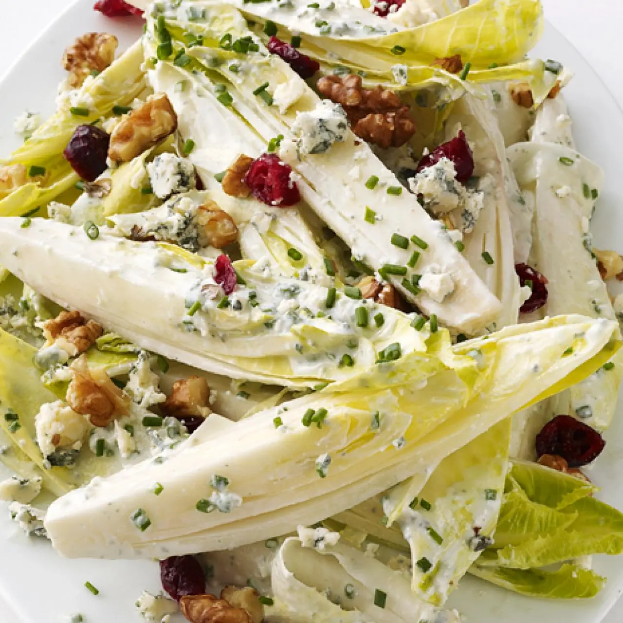 endive salad with blue cheese dressing Endive and Blue Cheese Salad