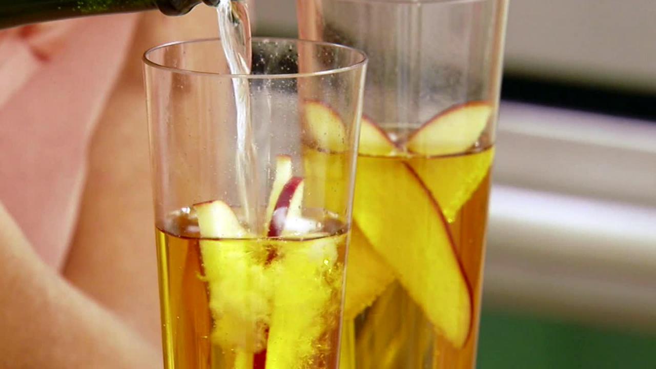 Sandra's Apple Crisp Cocktail