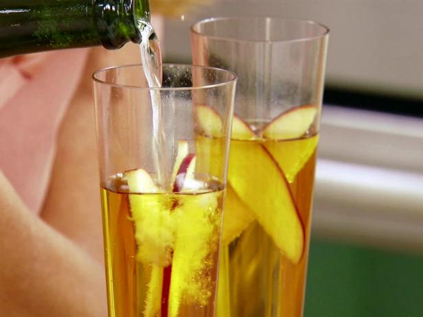 Apple Crisp Cocktail