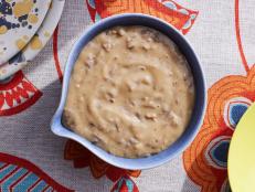 Make Ree Drummond's classic Giblet Gravy with turkey drippings, giblets, chicken stock and flour for a super flavorful (but simple!) homemade Thanksgiving gravy.