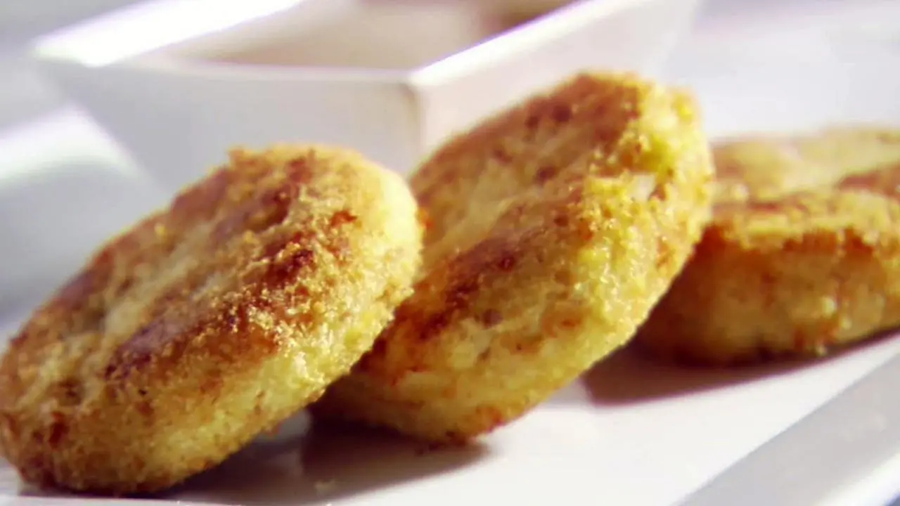 Sandra's Fried Potato Cakes