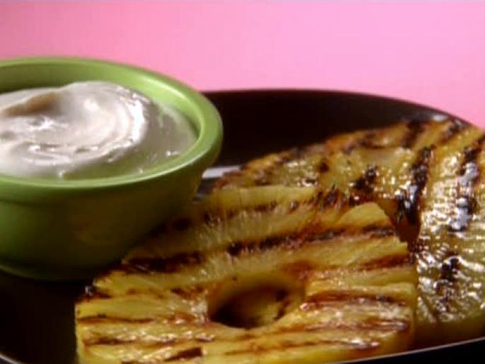 Hungry Grilled Pineapple with SoGood CinnamonVanilla Yogurt Dip