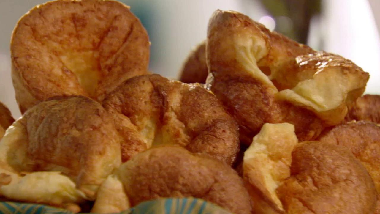 Popovers With Ricotta & Apple