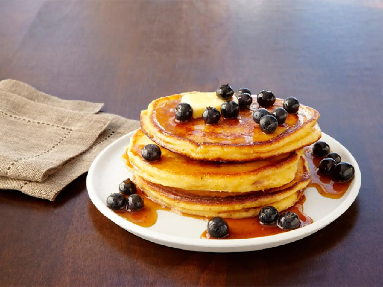 Buttermilk Pancakes With Vanilla Bean-Berry Syrup, image size:1280x960
