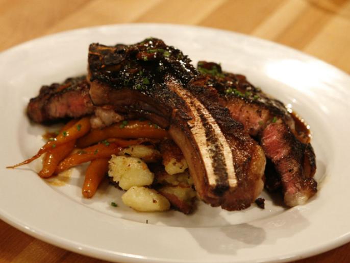 Dry Rubbed Rib Eye with Mushroom Sauce Recipe Anne Burrell Food Network