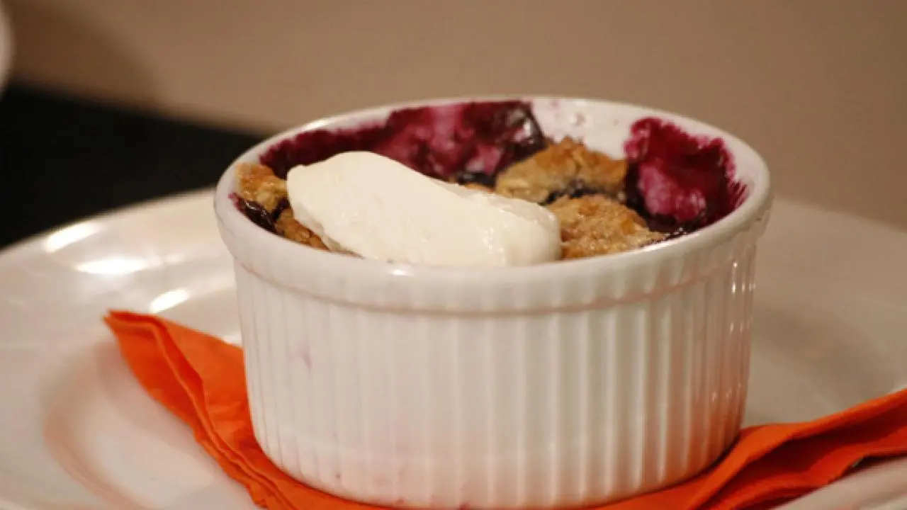 Blueberry Nectarine Crisp