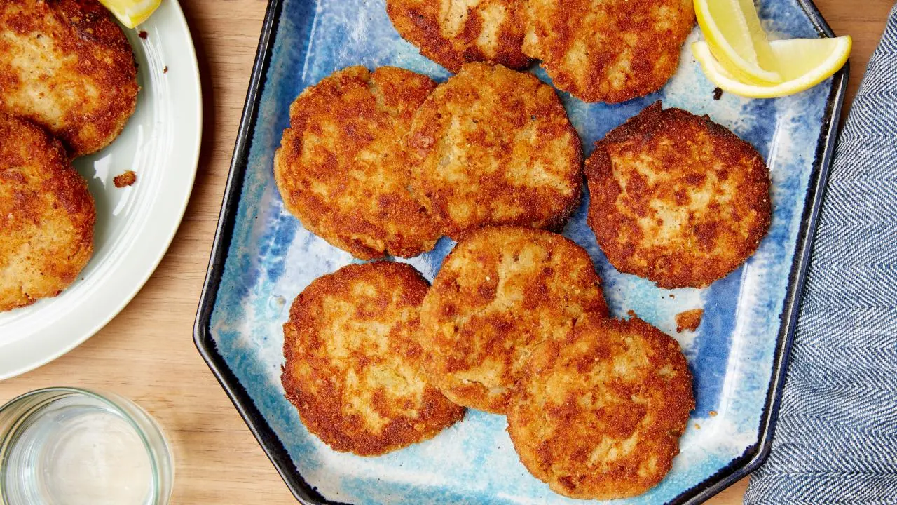 Salmon Cakes