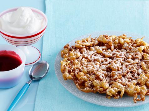 Easy Classic Funnel Cake