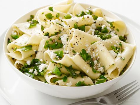 Pappardelle With Snap Peas