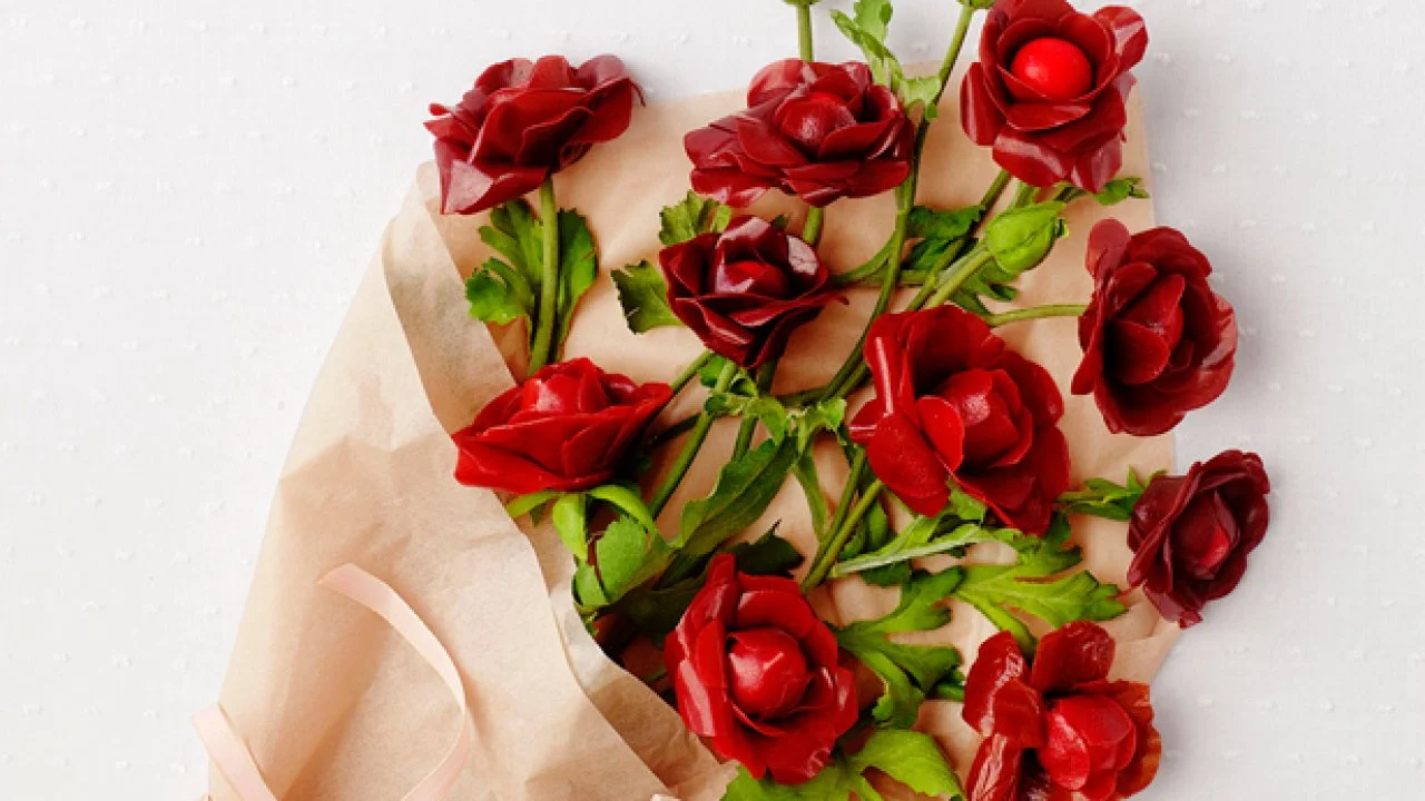 Gum-Ball Bouquet : ABOUT US : Food Network | Food Network, image size:1280x720