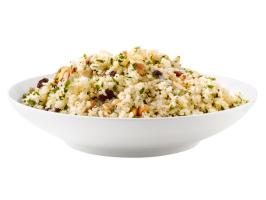 Quinoa With Garlic, Pine Nuts and Raisins