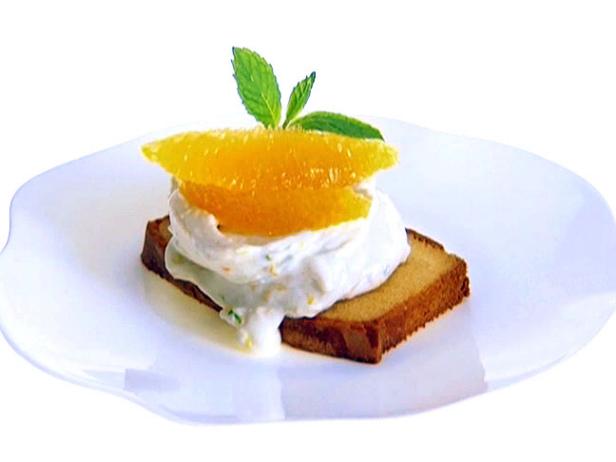 indruk labyrint Omgeving Toasted Pound Cake with Citrus Cream Recipe | Giada De Laurentiis | Food  Network