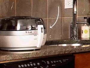 Fnm_ellie Kriegers Kitchen A_s4x3