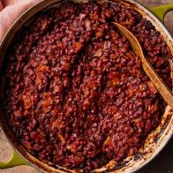 Description: Dave Lieberman's Baked Beans. Keywords: Bacon, Onion, Ketchup, Tomato, Vinegar, Worcestershire Sauce, Cayenne Pepper, Red Beans.