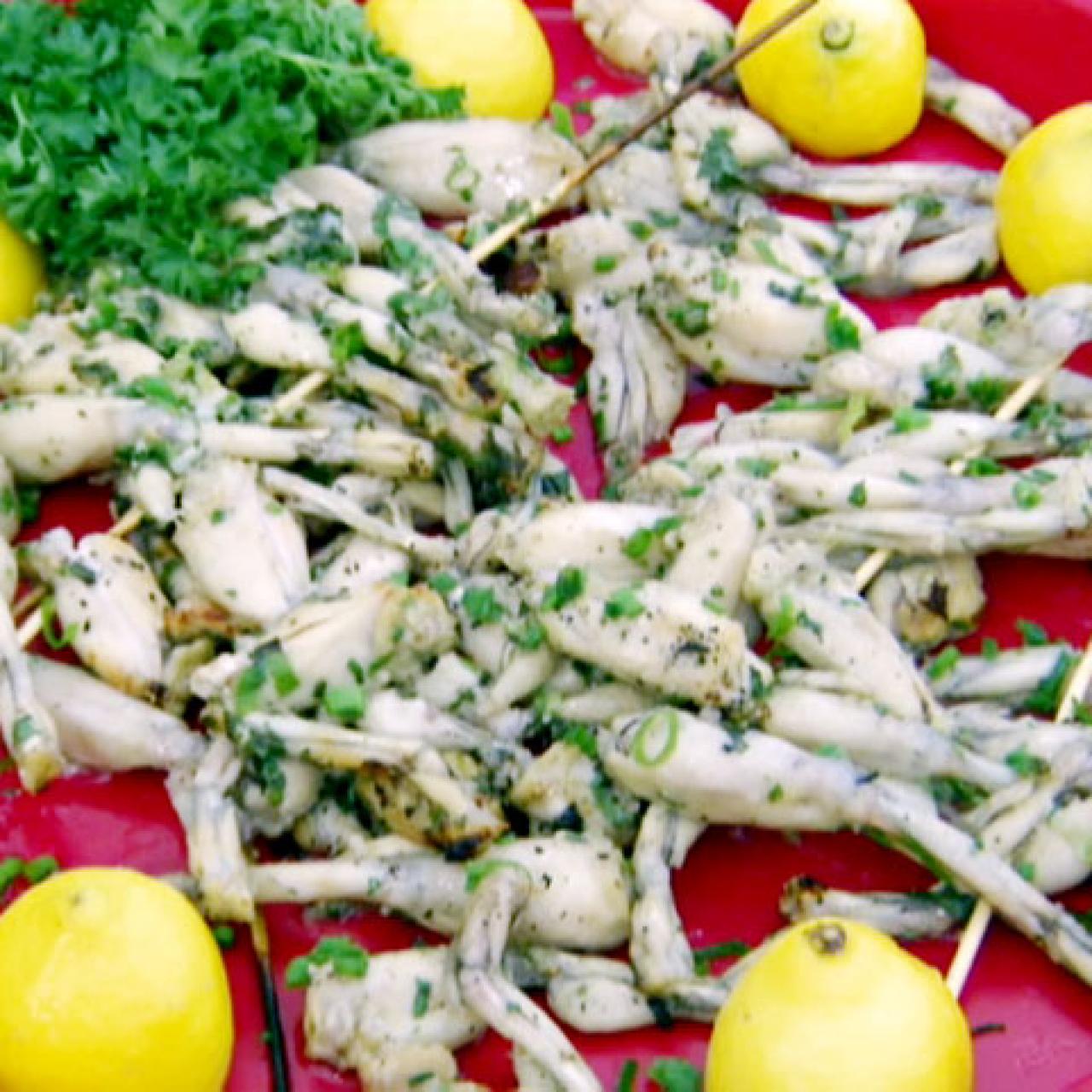 Frog Legs on The BBQ - Barbecue Tricks