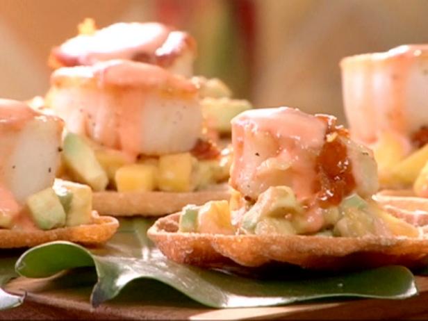 Scallops with Mango and Avocado