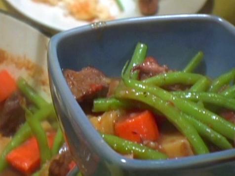 Red Wine Beef Stew with Potatoes and Green Beans