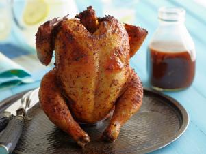 0039592F3_beer-can-chicken_s4x3