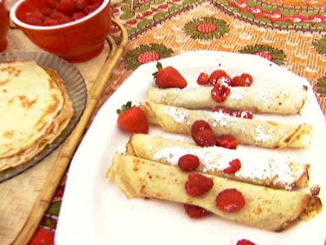 Hungarian Crepes: Palacsinta
