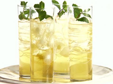 Apple and Mint Punch