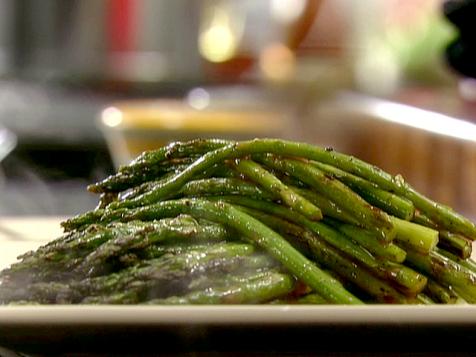 Roasted Asparagus with Rhubarb Vinegar
