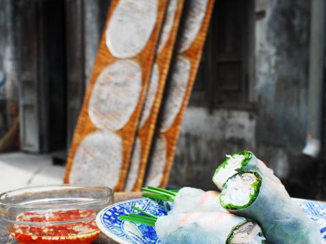 Soft Rice Paper Rolls with Prawns and Pork: Goi Cuon